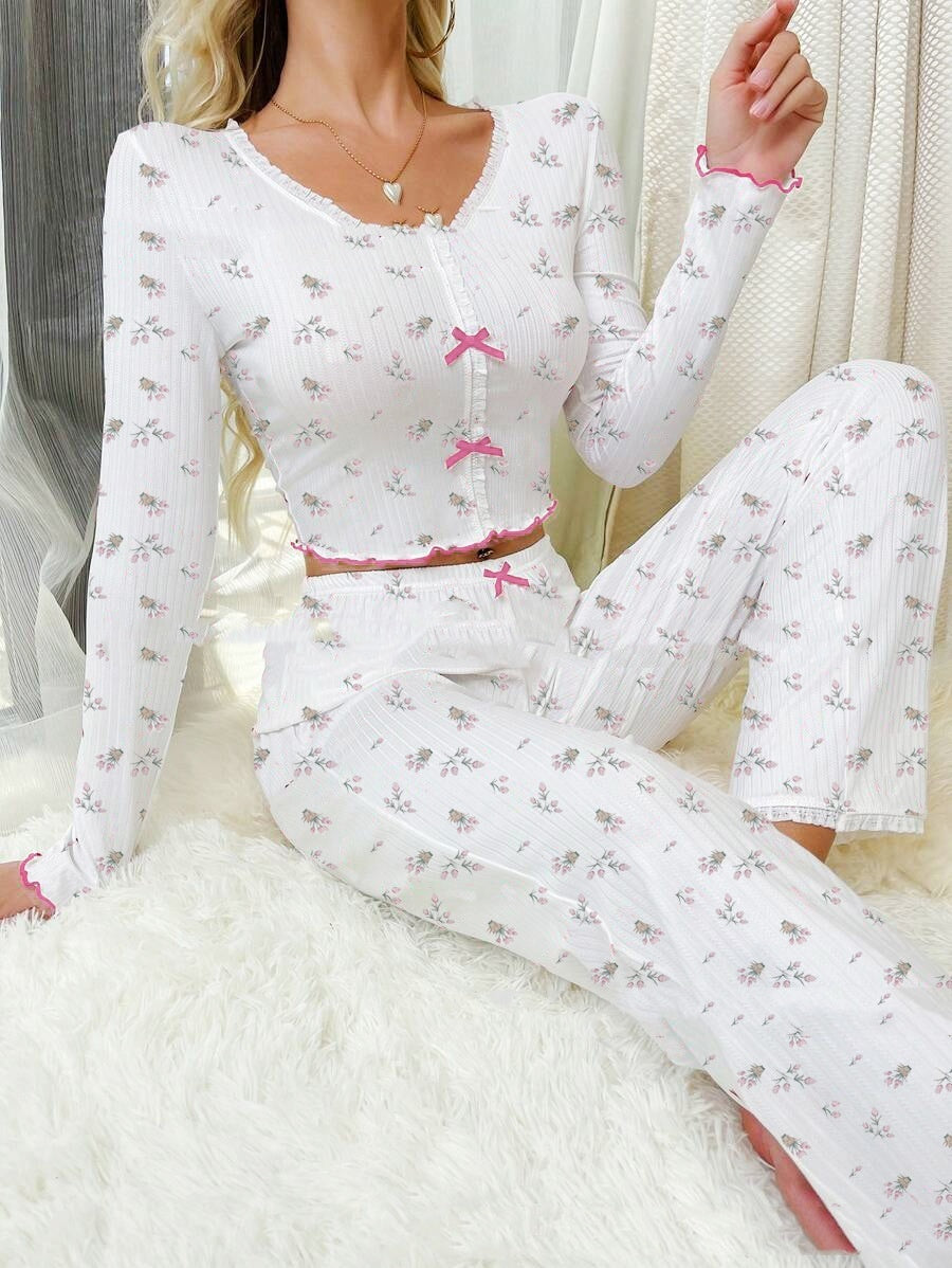 Curling Heart V-neck Long Sleeve Pajamas